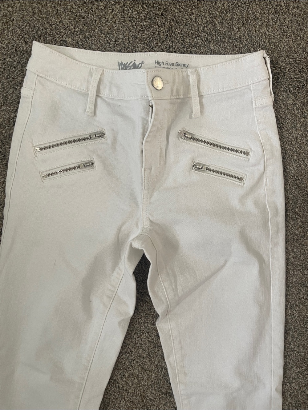 Mossimo Supply Co. White Skinny Jeans with Front Zip Details - Picture 2 of 4